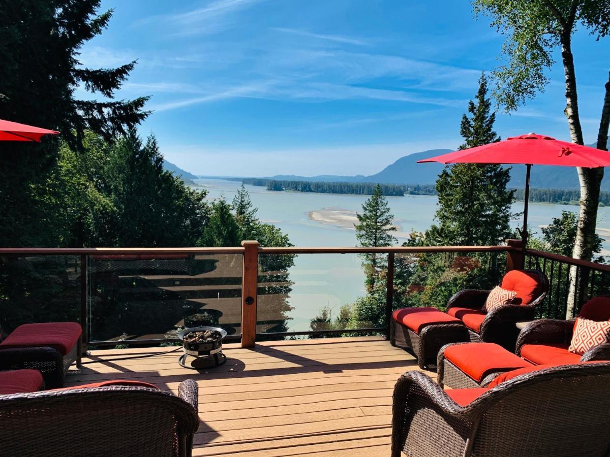 The Fraser River'S Edge B&B Lodge 칠리왝 외부 사진