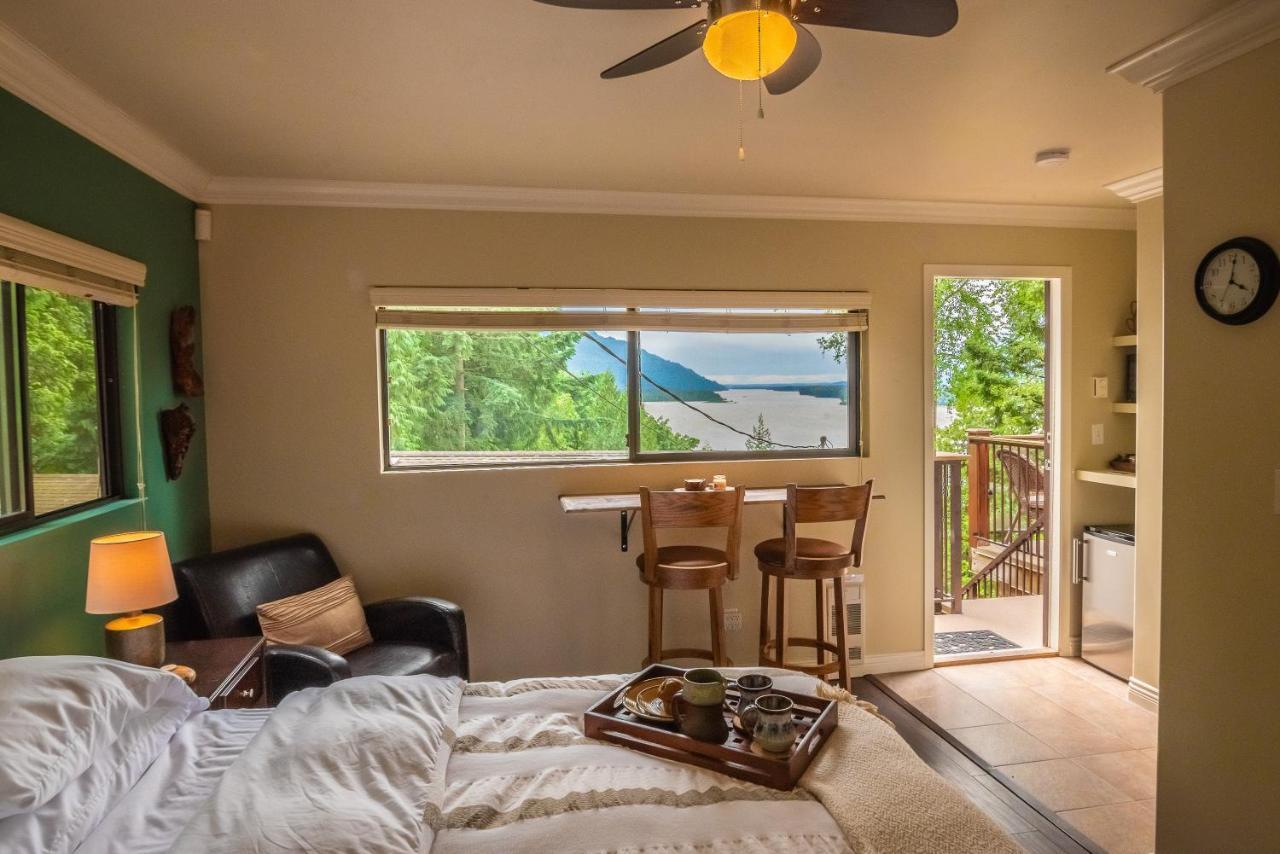 The Fraser River'S Edge B&B Lodge 칠리왝 외부 사진