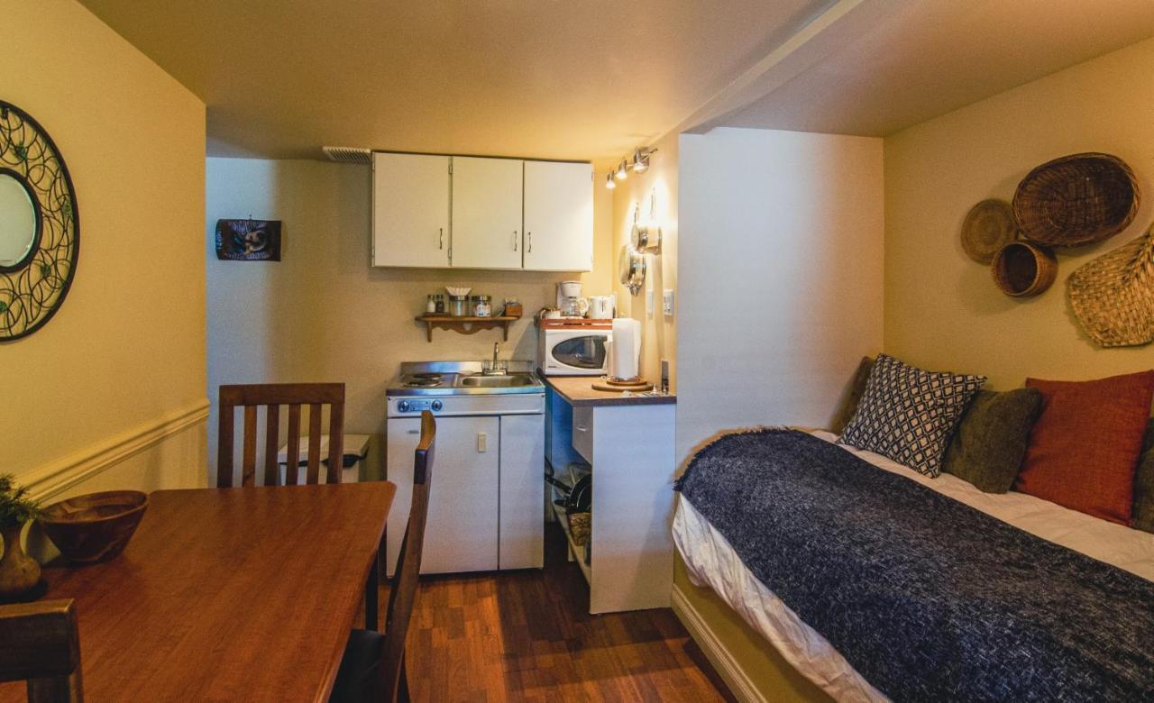 The Fraser River'S Edge B&B Lodge 칠리왝 외부 사진